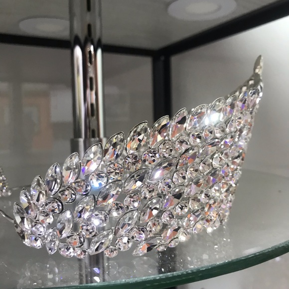 Tiara crowns, silver tiara crowns